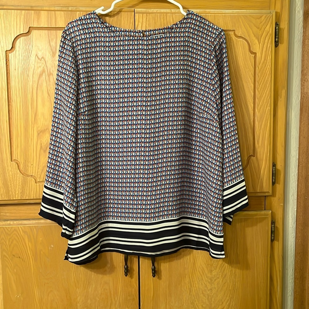 Violet + Claire polyester blouse size Large